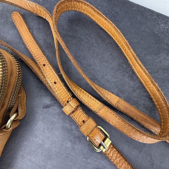 Marta Ponti Genuine Leather Crossbody Small Tan Shoulder Purse Travel Organizer - Picture 3 of 12